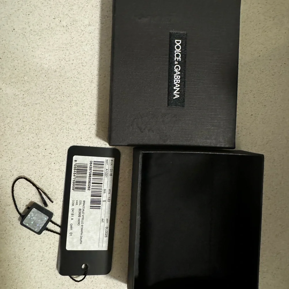 Dolce & Gabbana Leather Lock Bracelet - Picture 12 of 12